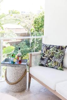 The Hill Street Villa offers private pool in stylish unit - Sunshine Beach - 2