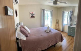 Vintage charm vacation home with modern comforts near Old Town - Albuquerque - 5
