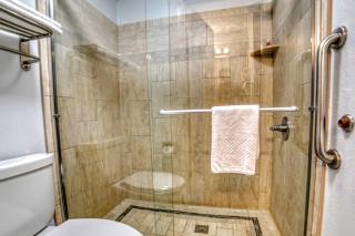 Econo Lodge - Raleigh - 3