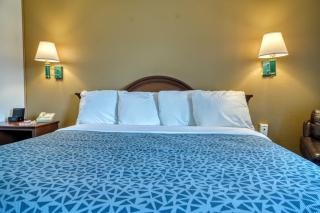 Econo Lodge - Raleigh - 7