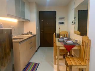 101 Newport condo in Pasay near airport - Manila - 8