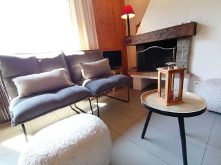 Appartement cosy avec cheminée et balcon, 6 couchages, Le Grand-Bornand - FR-1-241-63 - Le Grand-Bornand - 7