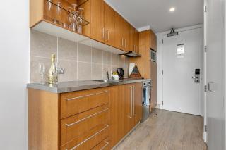 The Golden Hour Penthouse - Auckland - 7