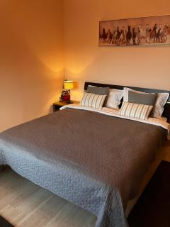 Mirabell Apartment Bansko - Mountain View & Fireplace - Bansko - 6