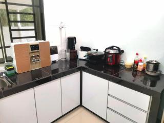 Batu Pahat Karaoke LawnView TvBox BBQ Villa - 5