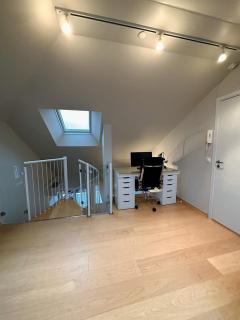Central apartment - 2 Bedrooms - 2 Bathrooms - Balcony - Parking - Close to ONS - 1