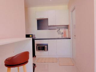 29th floor Studio, Cozy Workplace, Long stay, wide space - Amphoe Phra Khanong - 5