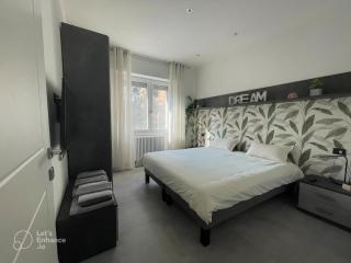 R39 Modern Apartment with Private Parking - Milan - 3