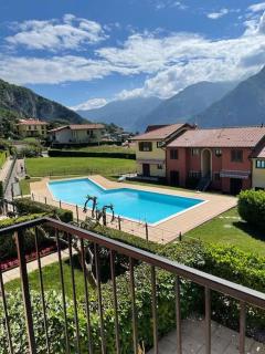 Happy Guest Apartments - Lake View and Pool - Riva di Solto - 9