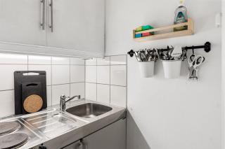 Small and cheap - 6 ppl - Super central - Balcony - 1