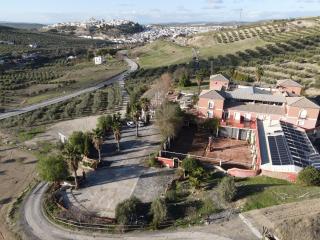 Complejo turístico y alojamientos Fuente de la Salud - Baena - 4