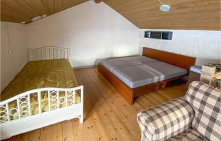 3 Bedroom Cozy Home In Hillared - Hillared - 7