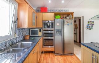 3 Bedroom Stunning Home In Torrevieja - Torrevieja - 4