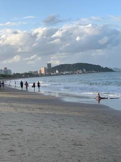 Apto e Suítes Praia do Itapocoroi - Penha - 7
