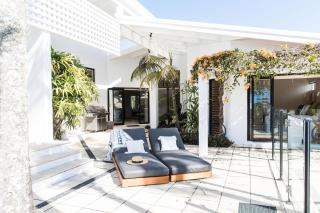 The River House includes a private beach jetty and pool - Noosa Heads - 4