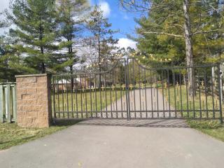 Resort style entire guesthouse-2 rooms - Tottenham - 6
