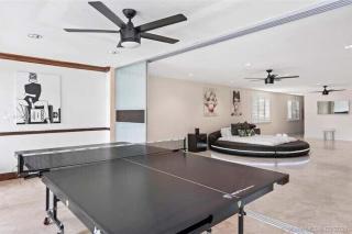 Hollywood Luxurious Waterfall Villa with Incredible views - 3