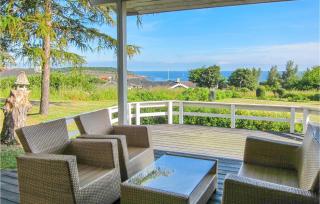 Awesome Home In Allinge - 3