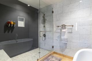 Ultimate Luxury Residence with Extras Galore across from Heavenly Village & Gondola - Zalanta Resort - South Lake Tahoe - 1