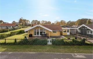 Awesome Home In Allingåbro With Kitchen - Allingåbro - 8
