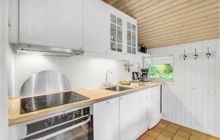 2 Bedroom Awesome Home In Nakskov - Nakskov - 4