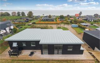 Three-Bedroom Holiday Home In Sjolund - Sjølund - 3