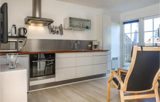 2 Bedroom Lovely Apartment In Aakirkeby - Åkirkeby - 6