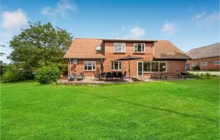 Four-Bedroom Holiday Home In Grenaa - Brøndstrup - 7