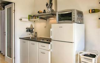 2 Bedroom Cozy Apartment In Aakirkeby - Åkirkeby - 5