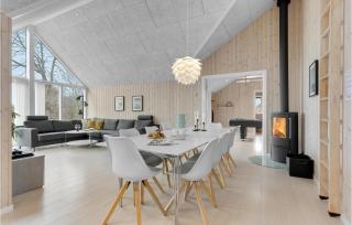 Four-Bedroom Holiday Home In Odder - Odder - 4