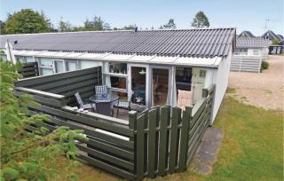 One-Bedroom Holiday Home In Vejers Strand - Vejers Strand - 2