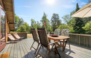 Two-Bedroom Holiday Home In Hojby - Højby - 9
