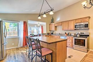 Westside Large Home - 6