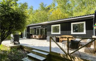 Amazing Home In Aakirkeby - Vester Sømarken - 1