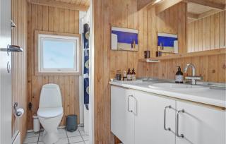3 Bedroom Lovely Home In Knebel - 2