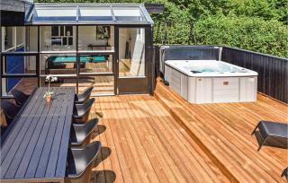 Four-Bedroom Holiday Home In Juelsminde - Sønderby - 3