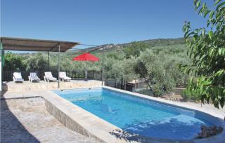 Awesome Home In Montefrio - 5