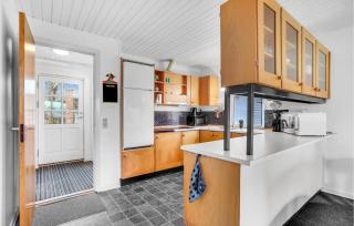 Two-Bedroom Holiday Home In Tarm - 5