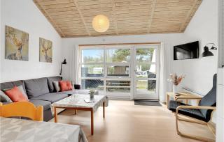 Awesome Home In Humble With Wifi - 8