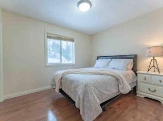 2500 sq house in Springbank Hill BL 261818 - 6