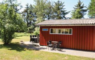 Three-Bedroom Holiday Home In Strandby - 1