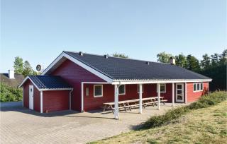 Seven-Bedroom Holiday Home In Humble - 2