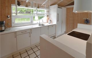 Three-Bedroom Holiday Home In Asperup - 9