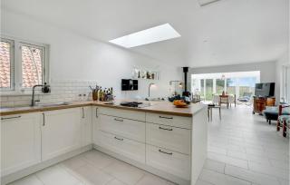 4 Bedroom Beach Front Home In Sydals - Østerby - 3