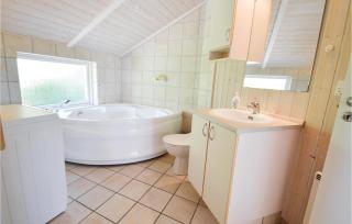 Three-Bedroom Holiday Home In Rodby - Rødby - 9