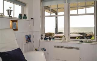 Two-Bedroom Holiday Home In Esbjerg V - 3