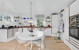 2 Bedroom Nice Home In Askeby - Askeby - 5