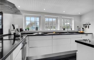 Four-Bedroom Holiday Home In Otterup - Otterup - 5