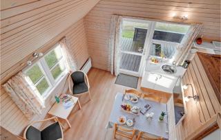 Amazing Home In Struer With Wifi - 2
