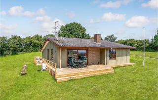 Stunning Home In Hejls - 2